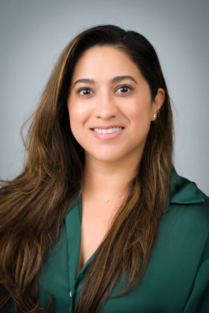 Portrait: , Ariana Rodriguez, Registered Technologist, Radiology, Dallas